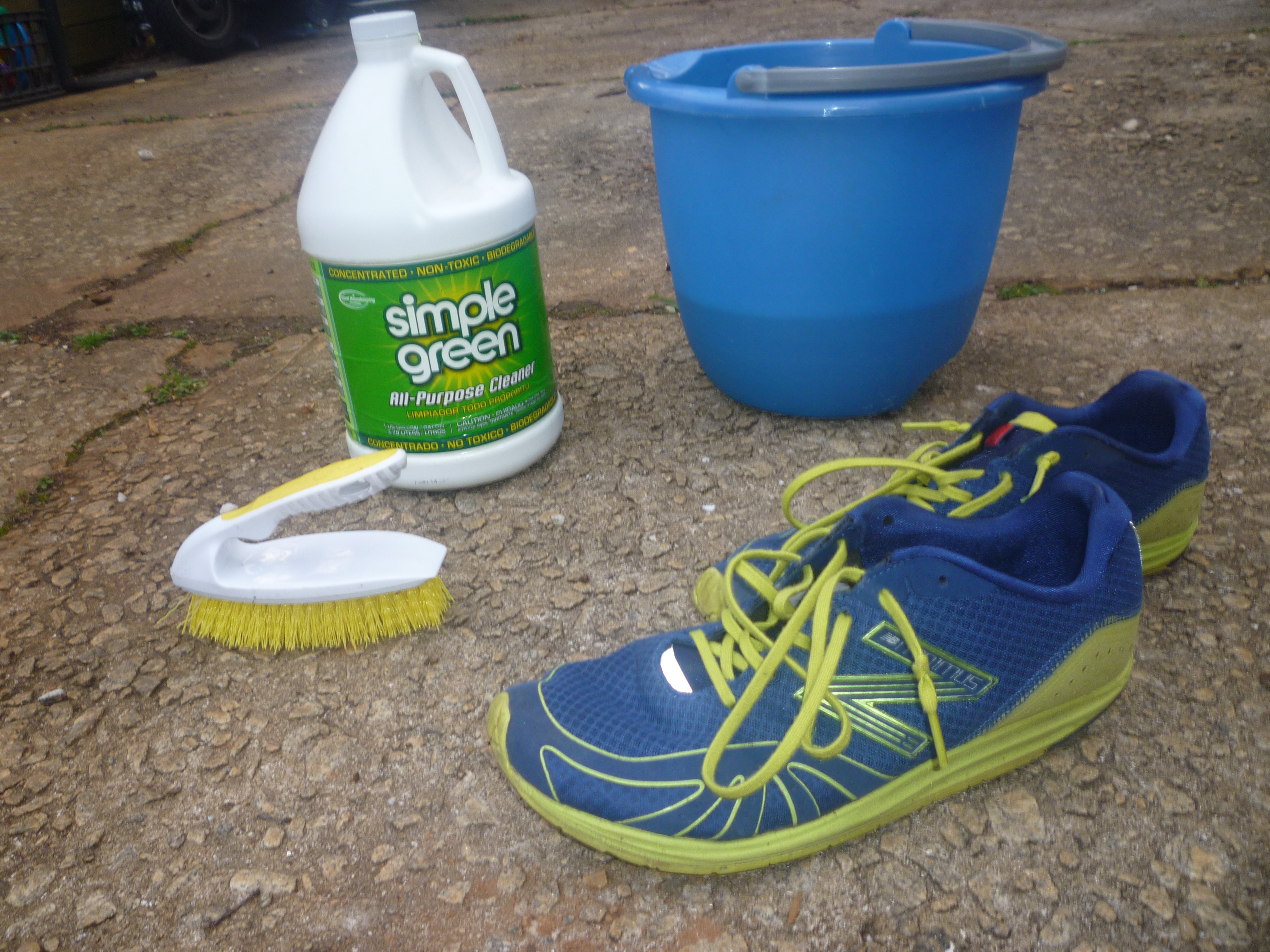 Cleaning Your Running Clothes and Gear
