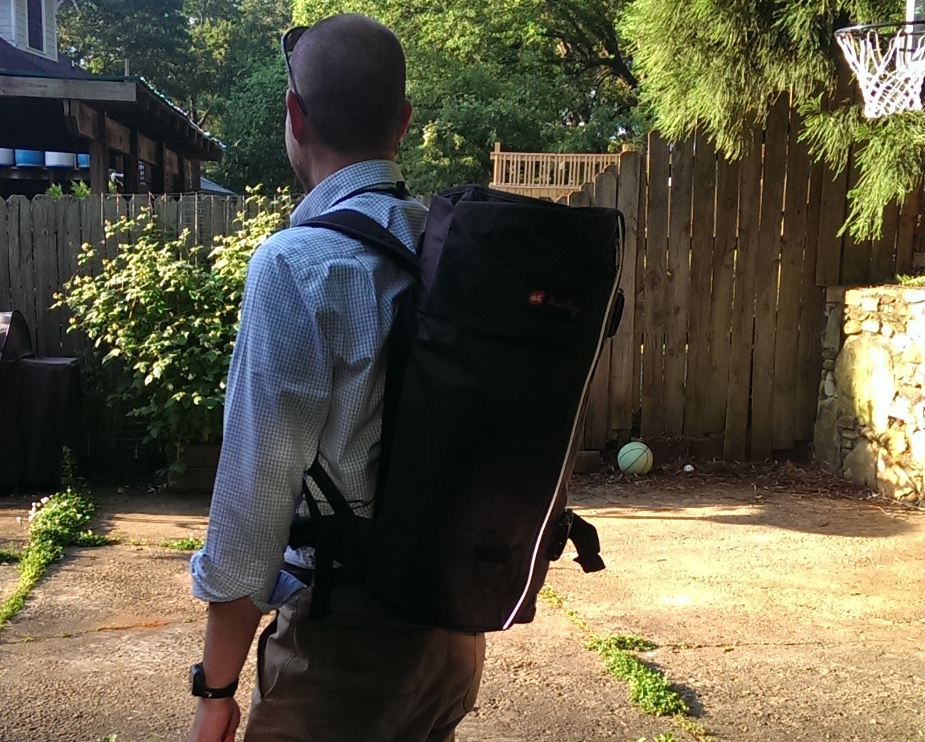 Review: Henty Wingman Backpack – The Run Commuter